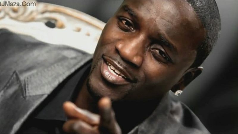 Akon - Beautiful