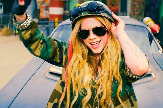 Avril Lavigne - Rock N Roll