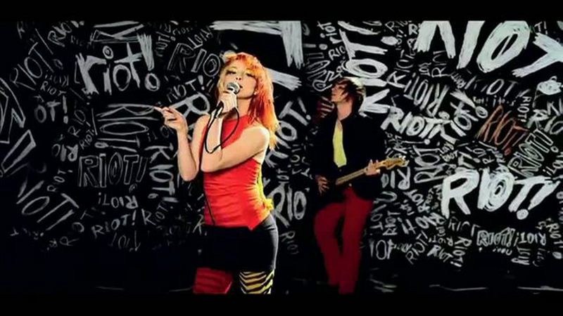 Paramore - Misery Business