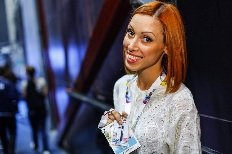 Aliona Moon