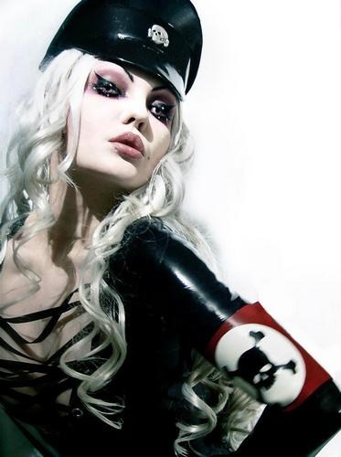 Demona Mortiss