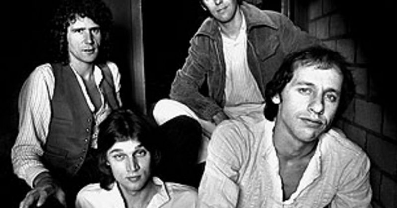Dire Straits