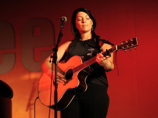 Edwina Hayes