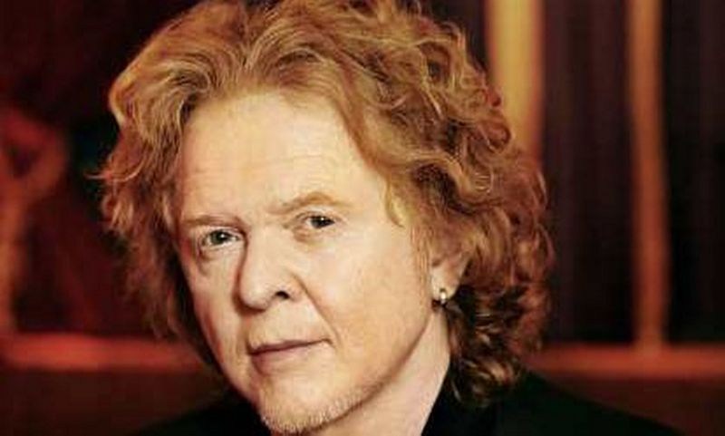 Mick Hucknall