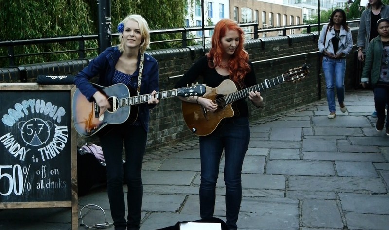 MonaLisa Twins