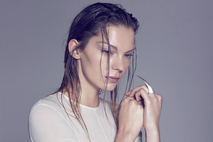 Rosie Lowe