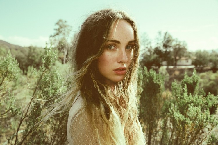 Zella Day - East of Eden